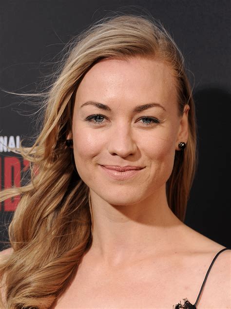 Yvonne Strahovski DeepFakes Porn Videos .